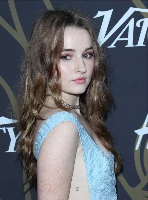 Kaitlyn Dever Bikini Pictures Hot Sexy Woophy