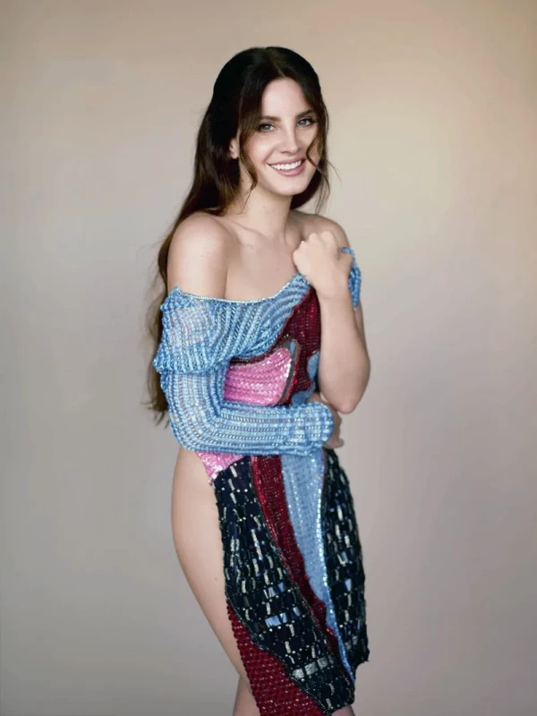 Lana Del Rey Sexy And Hot Bikini Pictures Woophy