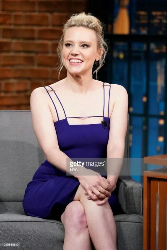 50 Kate Mckinnon Hot And Sexy Bikini Pictures Woophy 3231