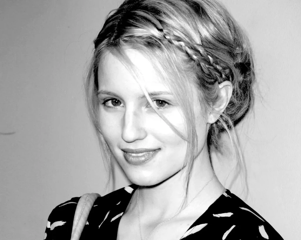 Looks-of-Dianna-Agron