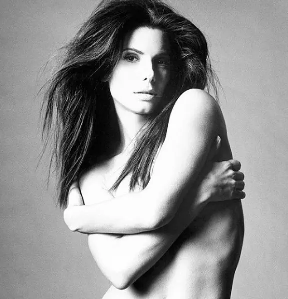 Sandra-Bullock-Swimsuit-Pictures