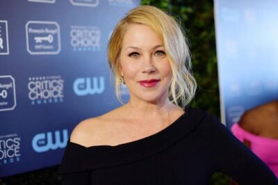 50 Christina Applegate Hot and Sexy Bikini Pictures - Woophy