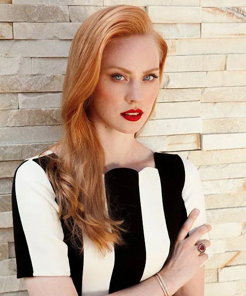 50 Deborah Ann Woll Hot and Sexy Bikini Pictures - Woophy