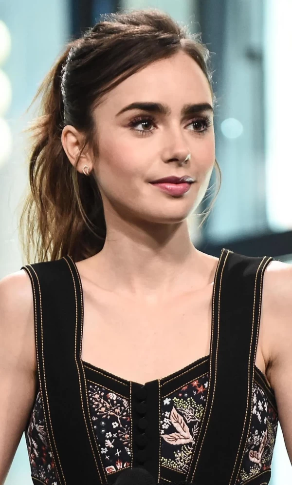 Lily-Collins-Looks