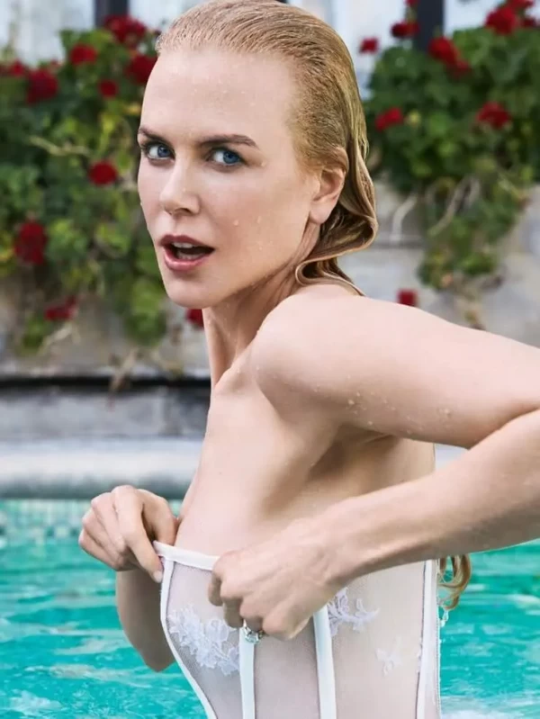 Nicole-Kidman-Bathing-Suit-Photos