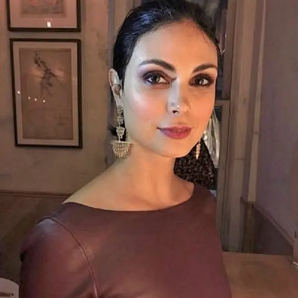 Sexy-Images-of-Morena-Baccarin