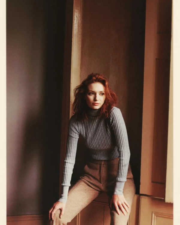 Hot-Images-of-Eleanor-Tomlinson