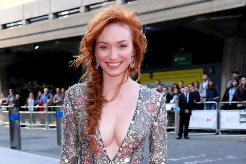 Sexy-Images-of-Eleanor-Tomlinson