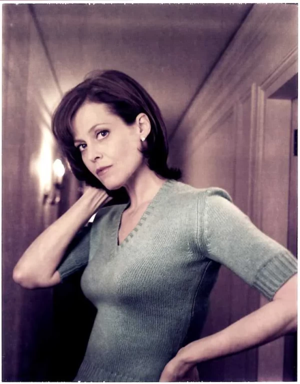 Sigourney-Weaver-Sexy-Photos