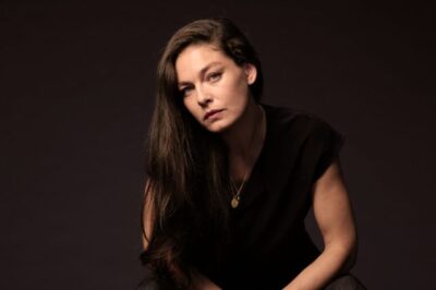 50 Alexa Davalos Hot and Sexy Bikini Pictures - Woophy