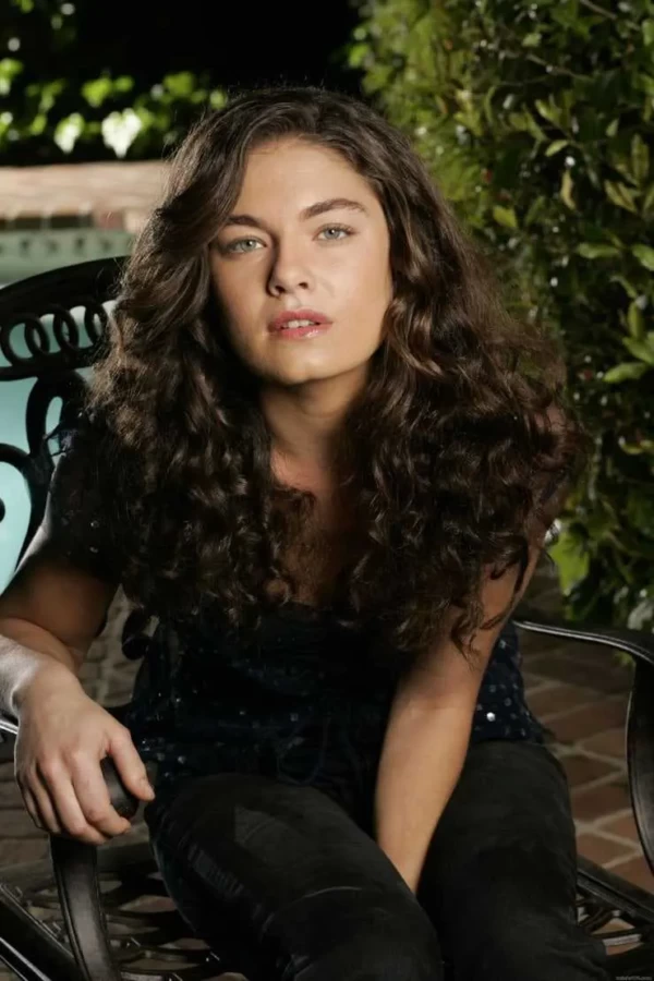 Hot-Pictures-of-Alexa-Davalos