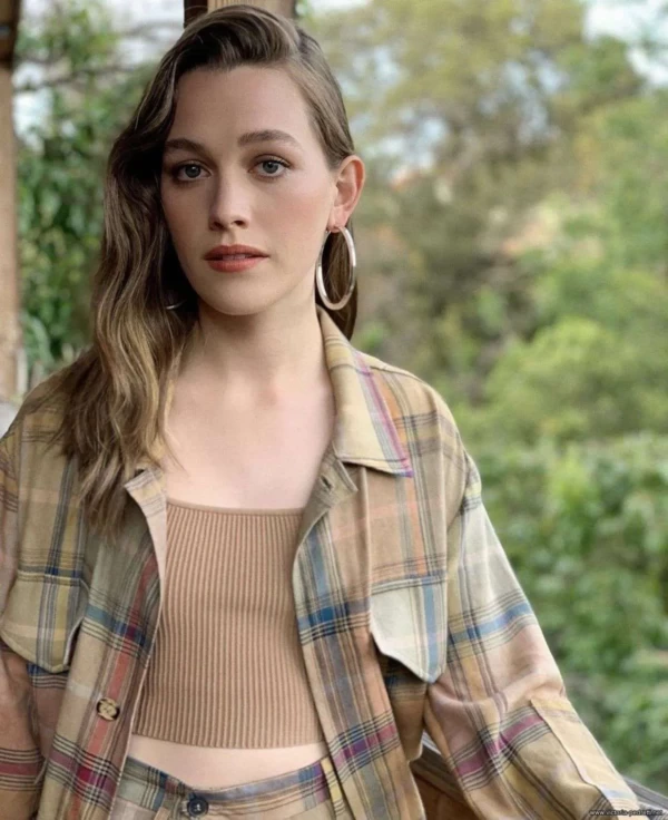 Sexy-Images-of-Victoria-Pedretti